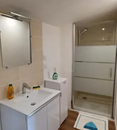 Le Petit Holiday home Pradelles