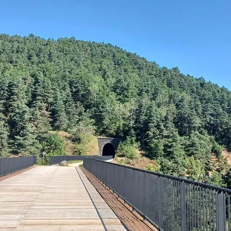 Le Petit * Pradelles