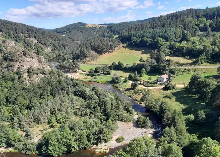 Le Petit Holiday home Pradelles